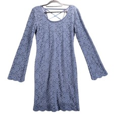 Forever 21 Contemporary Dusty Blue Floral Lace Open Back Bell Sleeve Dress M