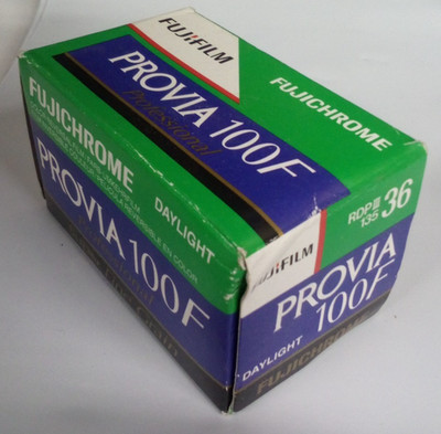 Fuji Fujichrome PROFESNL  Provia F100 36 Slide Film AS PICTURED OUTDATED 11/2009