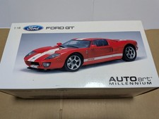 Autoart 1/18 73021 Ford GT 2004 RED/with WHITE STRIPE w/Box