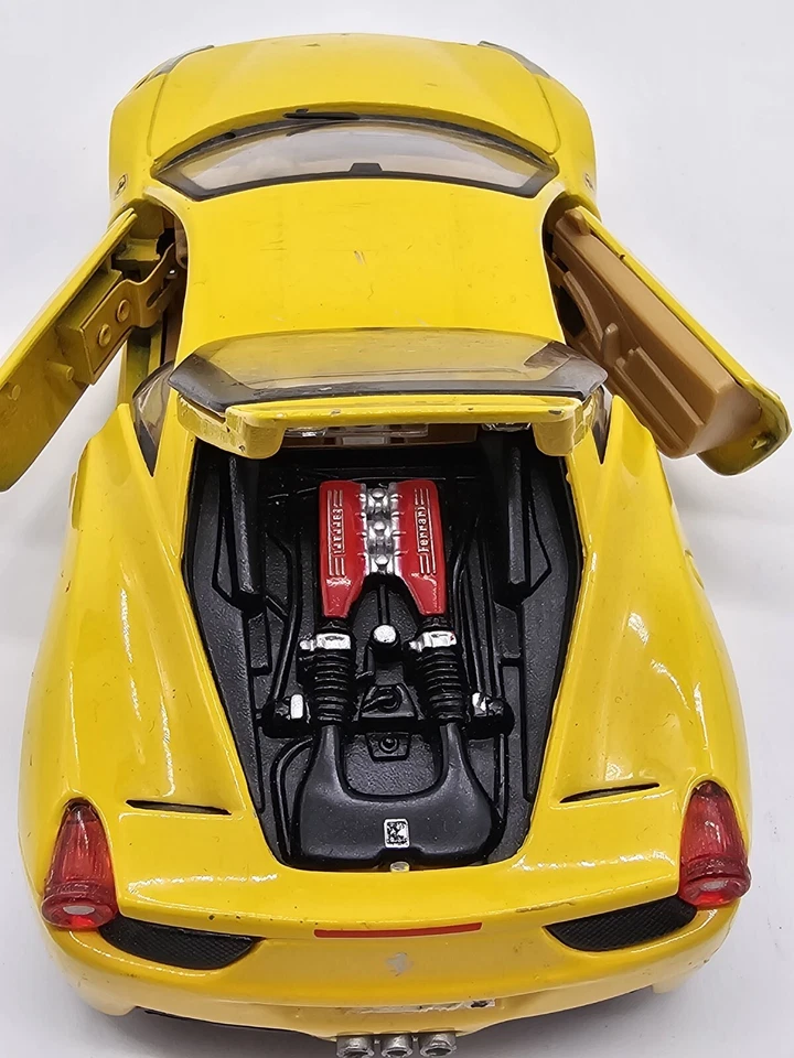 Ferrari 458 Italia желтый F142 Bburago литой 26003 новый в коробке масштаб 1:24 модель автомобиля - Изображение 4 из 4