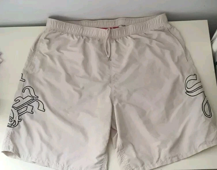 SS23 Supreme Inglés Antiguo Nylon Corto Arena Natación Grande Supplex Blanco - Imagen 2 de 4