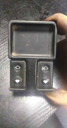 BMW 5 (E34) Benzin Fensterheberschalter elektrisch 1374491