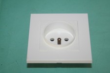 LEGRAND Mosaic 50 Prise 2P+T ancien modèle