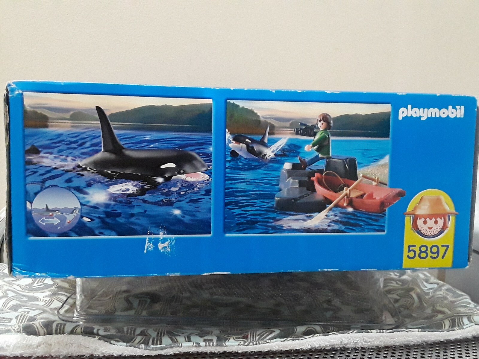 playmobil whale watching set