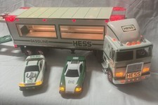 VTG 1997 Hess Toy Truck and Racers In the Box~Works Great ~Batteries Included