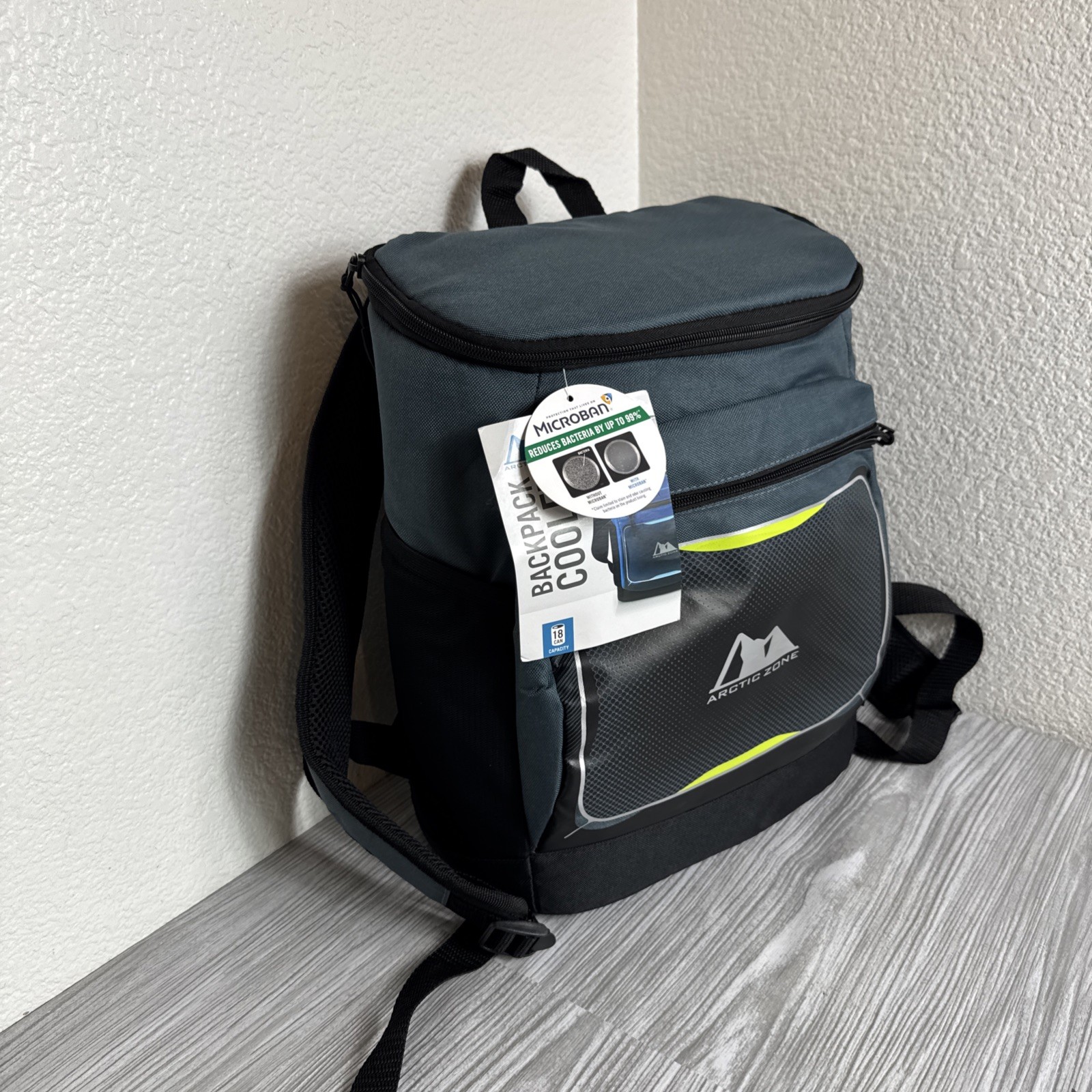 Arctic Zone Backpack Cooler 18 Can Water Repellent Microban  NEW