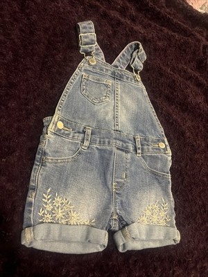 Genuine kids from Oshkosh 2T Girls denim short bib overalls embroidered