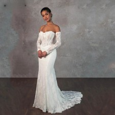 Strapless Lace Wedding Dress With Detachable Lace Sleeves Classic Bridal Gown