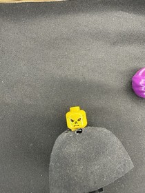 Lego Harry Potter The Final Challenge 4702 Missing sticker on black wall 