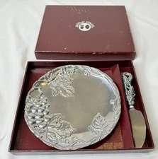 Arthur Court 2000 Cheese Set Tray Plate & Spreader Knife Grapes Leaves with Box