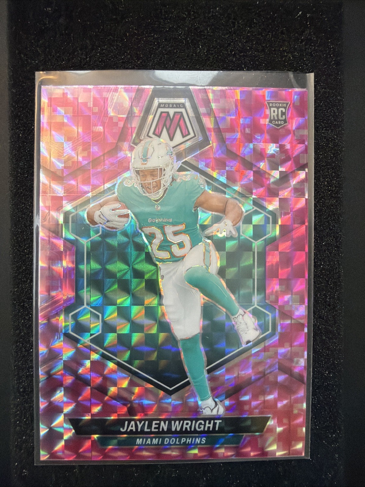 2024 Panini Mosaic - Rookies Jaylen Wright #383 Camo Pink Mosaic Prizm (RC)