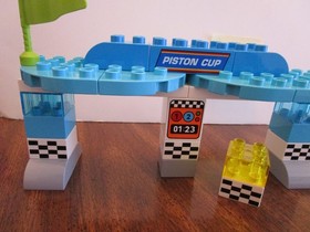 LEGO DUPLO 10857 Disney Pixar Cars 3 Piston Cup Race Set - incomplete