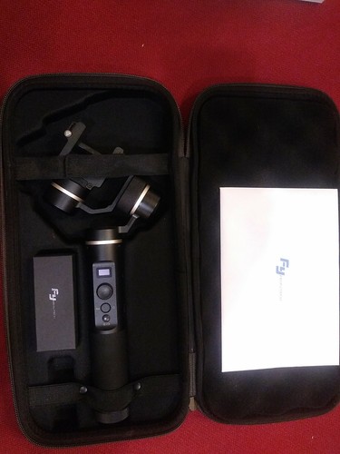 Feiyu Tech G6 3-Axis Stabilized Handheld Gimbal (FY G6) - Picture 2 of 6