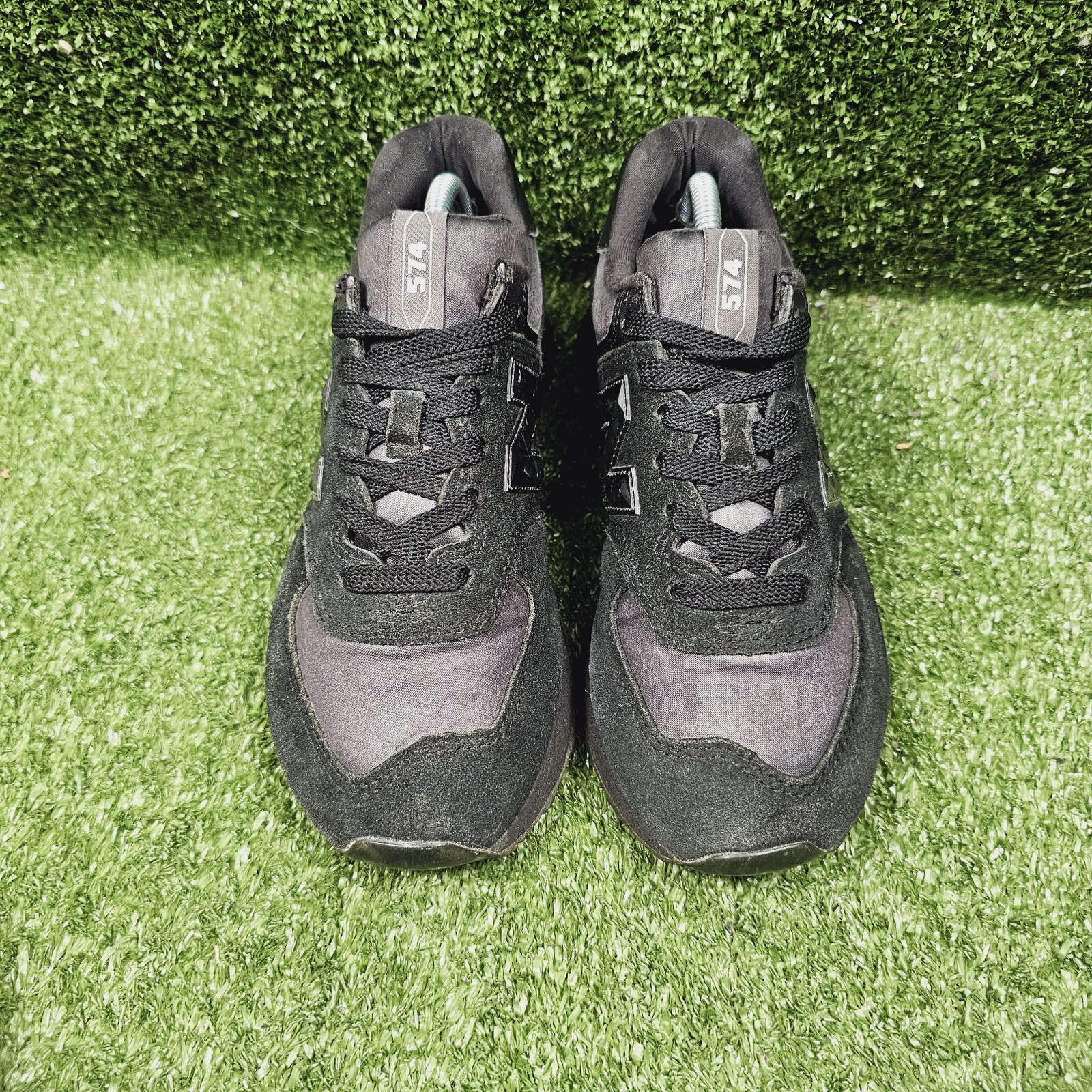 New Balance 574 Classic Triple Black Onyx Athletic Sneakers Womens Size 6.5 thumbnail 2