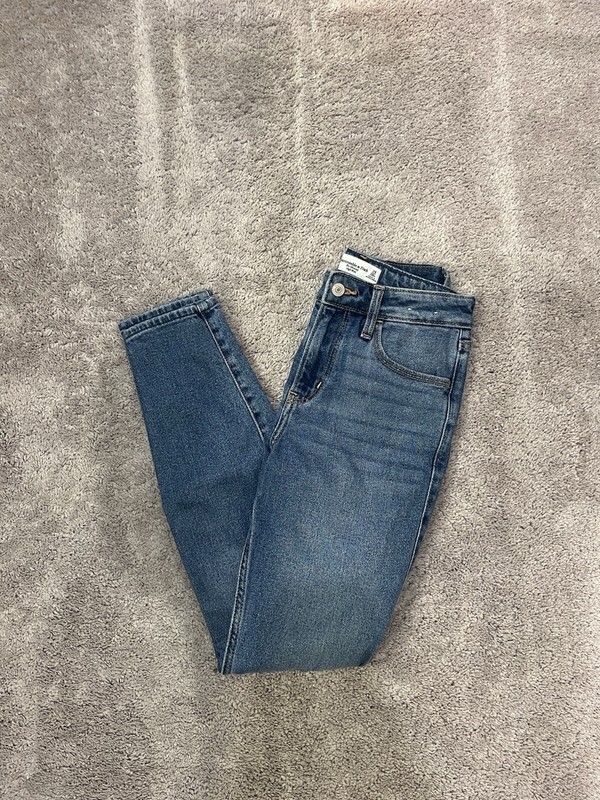 Abercrombie & Fitch Jeans Womens The Skinny High Rise Size 24/00R