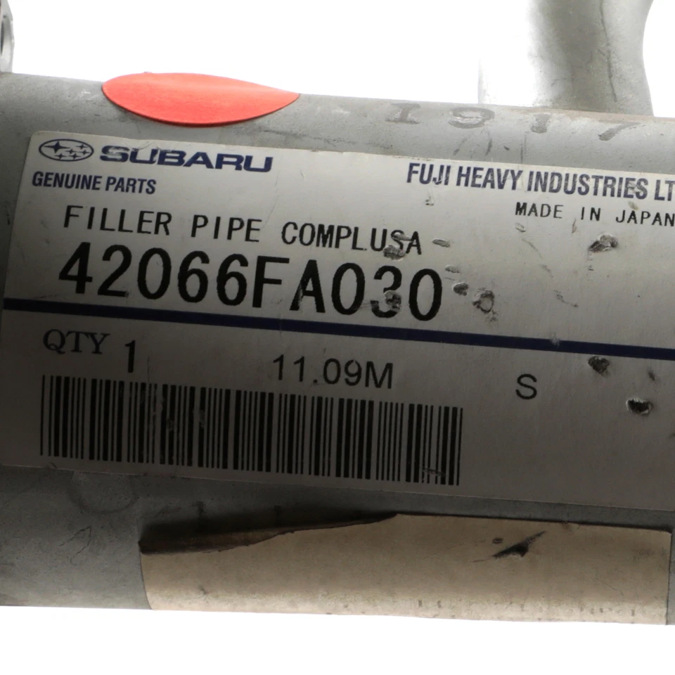 OEM NUEVO 1993-1998 Subaru Impreza Legacy tanque de combustible tubo de llenado 42066FA030 Foto 4 de 4