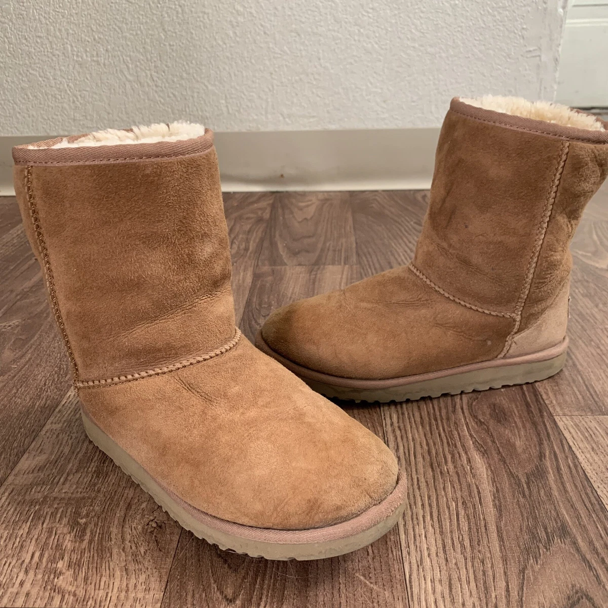 Tan top sheepskin boots