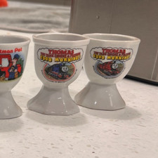 VINTAGE Kubki na jajka THOMAS the TANK ENGINE Para czerwono-zielona 1986