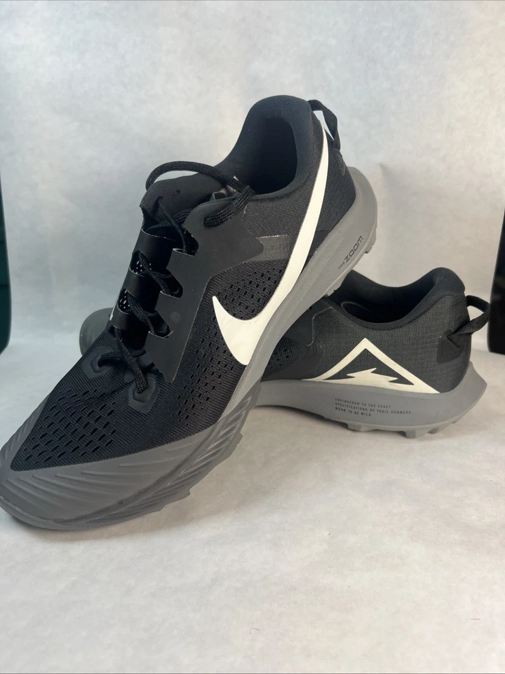 Nike Air Zoom Terra Kiger 6 Trail Running Zapatos Negros Para Hombre Talla 11 Excl Estado Foto 2 de 4