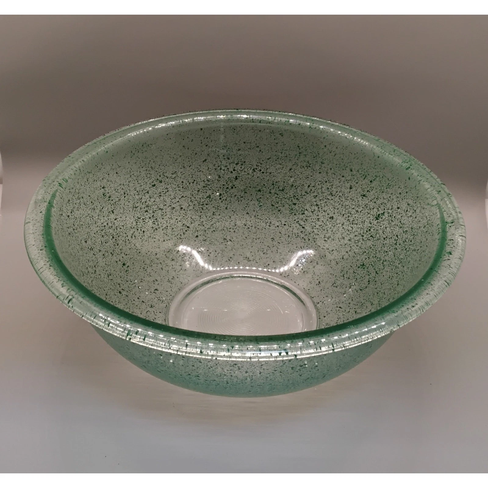 Vintage Pyrex 325 speckled mixing bowl, 2.5L