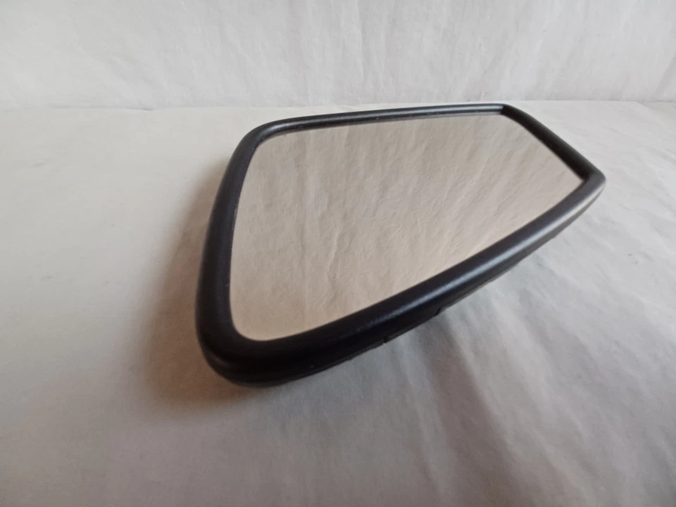 2012-2015 BMW 650I MIRROR GLASS ONLY DRIVER SIDE HEATED AUTO DIM 51-16-7-228-611 - Image 4 of 4