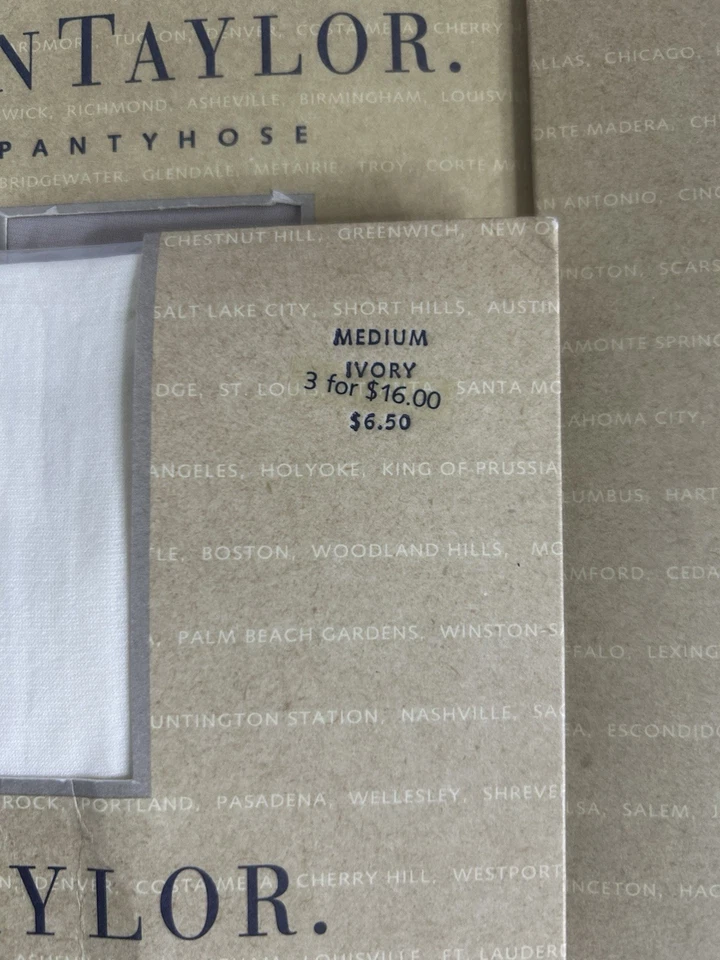 Pantimedias Ann Taylor paquete de 3 talla mediana Foto 3 de 4