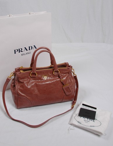 NWT Prada Vitello Shine Double Zip
