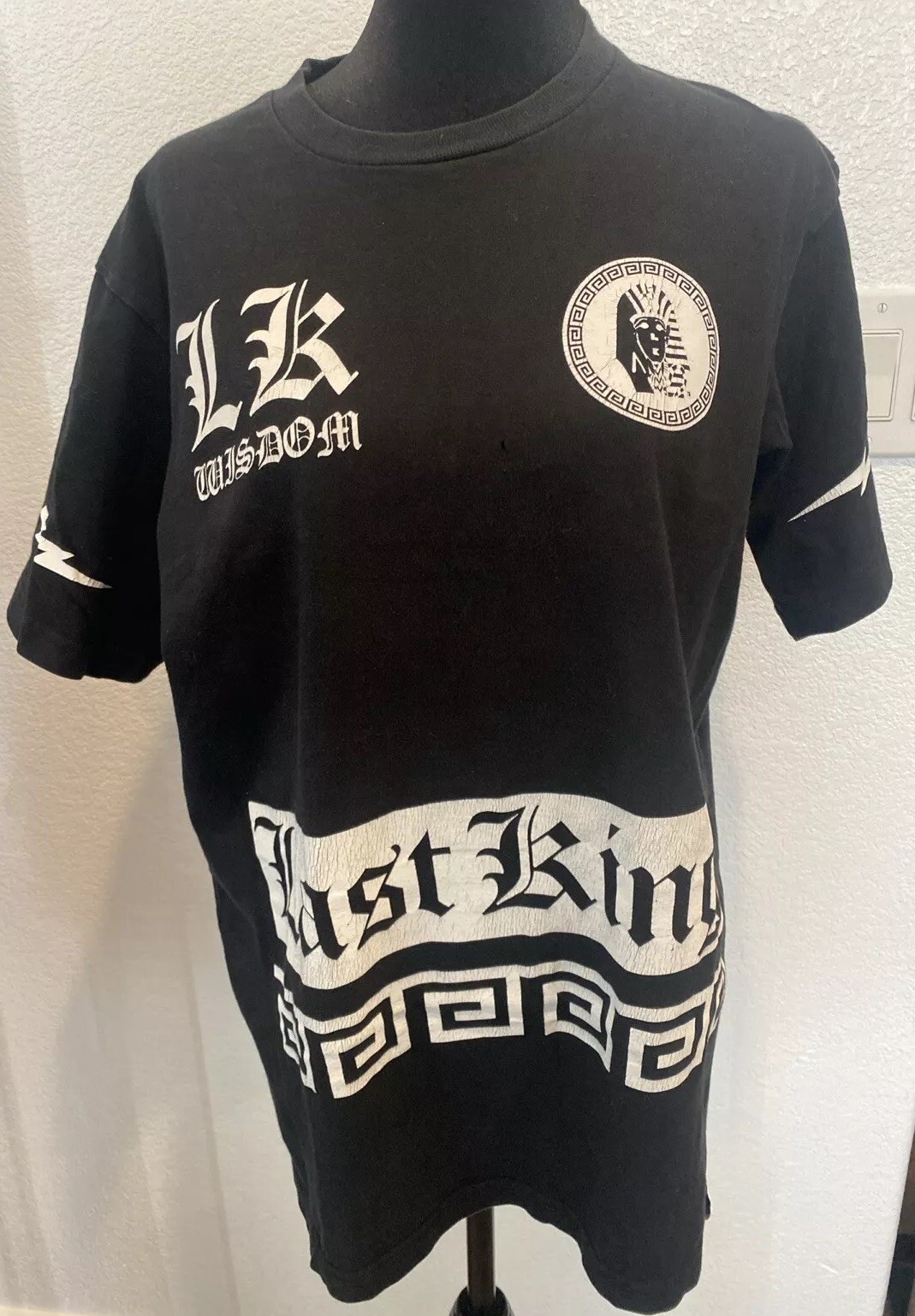 Foto 1 di 8