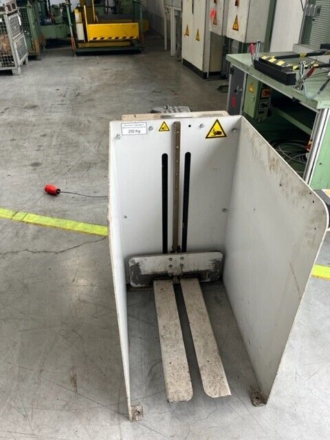 Bild 2 von 4