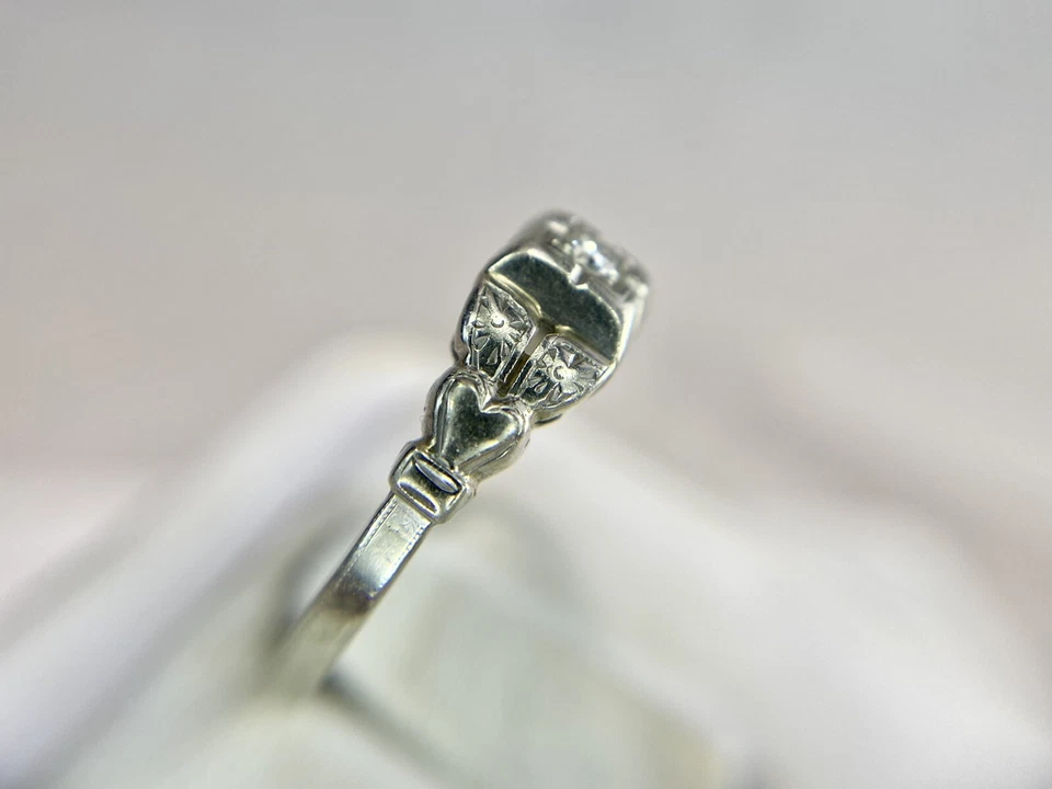 Art Deco 18k White Gold Natural Round Old European Diamond Small Engagement Ring - Image 3 of 4