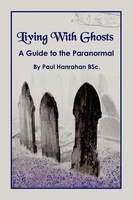 Paul Hanrahan | Living With Ghosts | Taschenbuch | Englisch (2008)