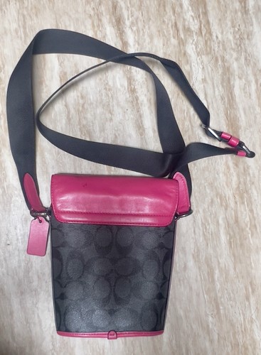 Coach Brown Canvas & Hot Pink Cross Body Hand Bag In Great Condition!!! - Picture 2 of 5