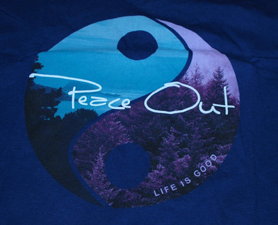 Large NWT Women's Life is Good Peace Out Blue LS Lightweight FITTED Newbury Vee