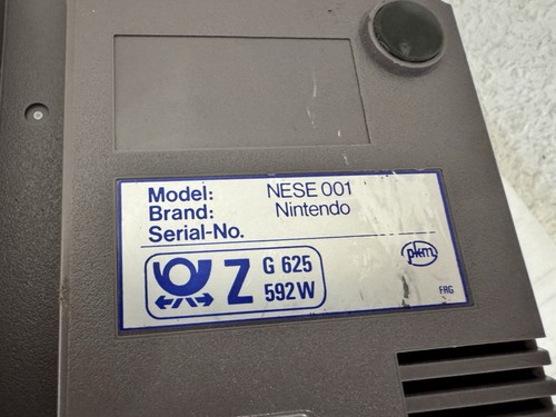 Nintendo NESE 001 - Bild 15 von 17