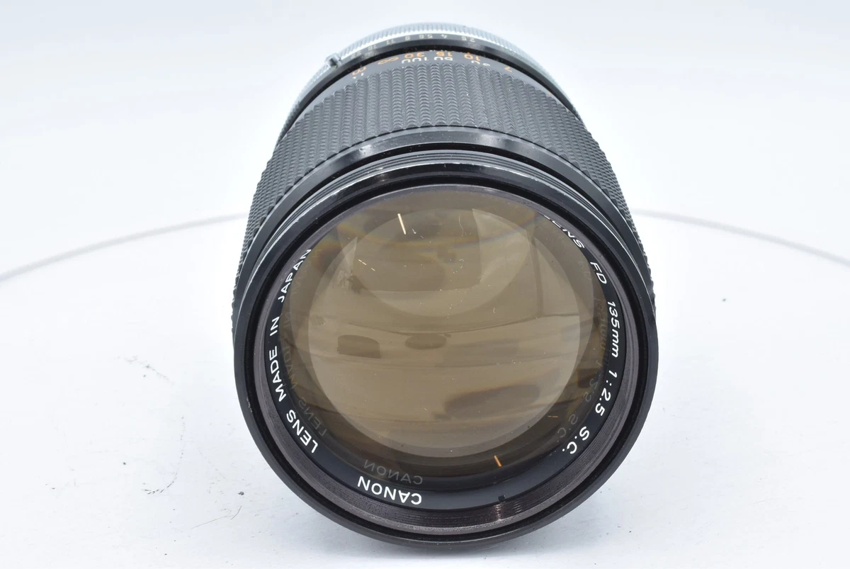 Canon FD Camera Lenses 135mm Focal f/2.5 Maximum Aperture for sale