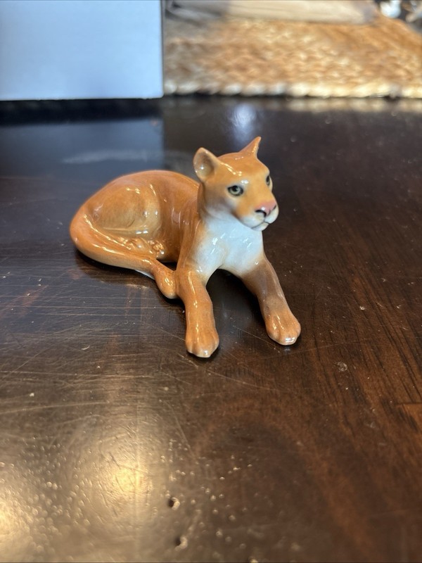 Vintage Hagen Renaker Large Cougar Miniature Figurine