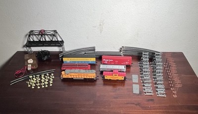 Bachmann Train Ho Scale UnionPacific Set Works,In GoodCondition Many Accessories
