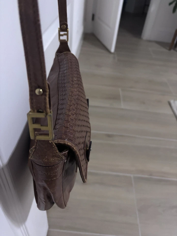 Baguette Fendi vintage Foto 3 de 4