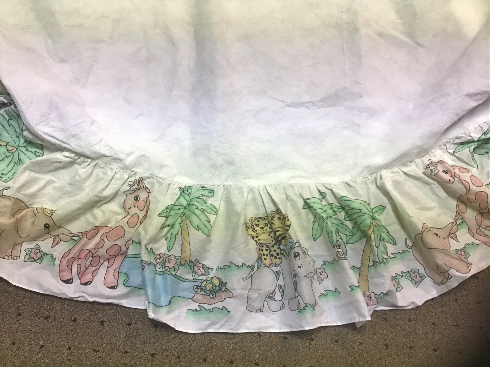 VTG 1992 Little Bedding Red Calliope Crib Ruffle Jungle Animals