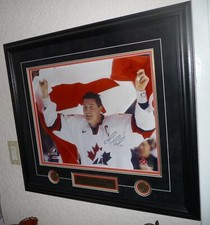 HUGE* Mario LEMIEUX OLYMPIC 2002 GOLD MEDAL AUTO PHOTO AUTOGRAPH GRETZKY COA WGA