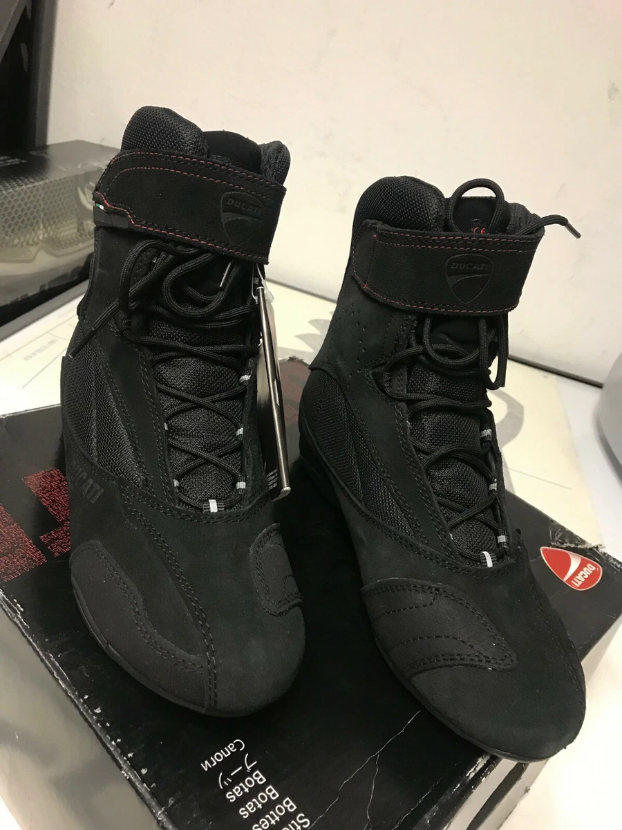 Stivaletti ducati clearance
