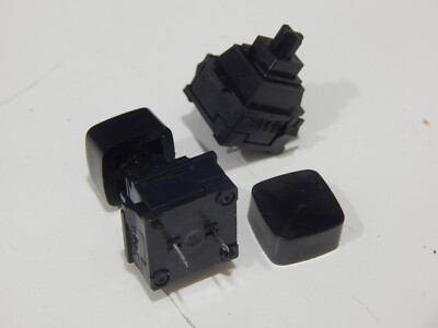 PC MOUNT NORMALLY OPEN PUSH SWITCH SPST FOR KEYBOARD OR JUKEBOX - LOT OF 2 