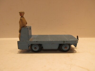 Dinky Toys GB Walker camionnette électrique NCB