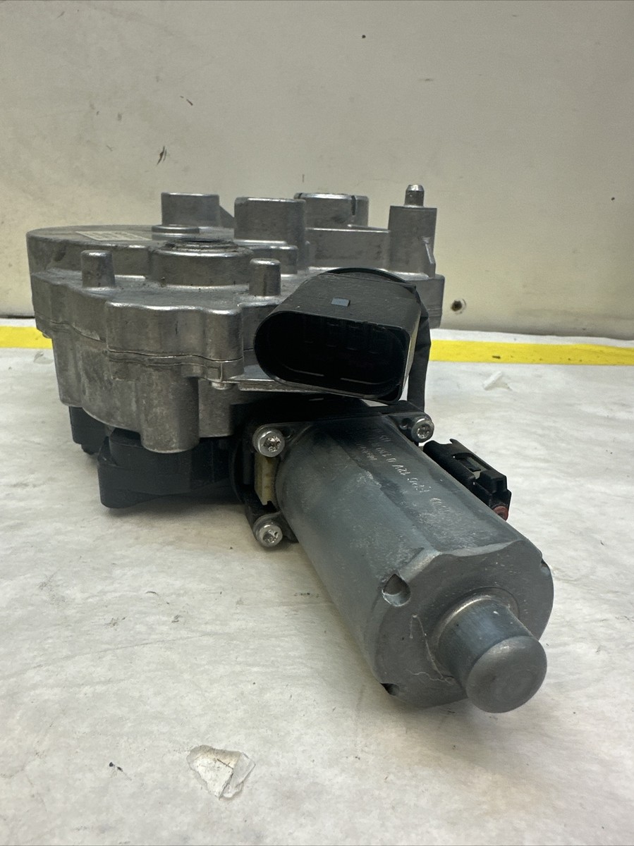 04-12 Bentley Flying Spur GT GTS Rear Trunk Lid Lift Motor