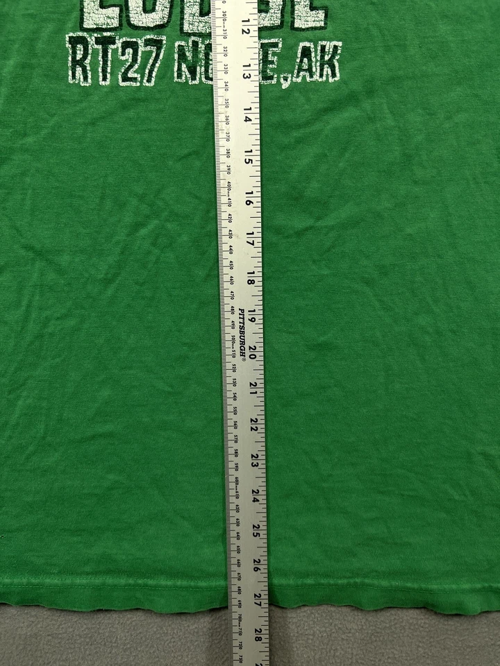 Camiseta masculina Yukons Lodge Old Navy pequena verde tripulação gráfica manga longa - Imagem 3 de 4