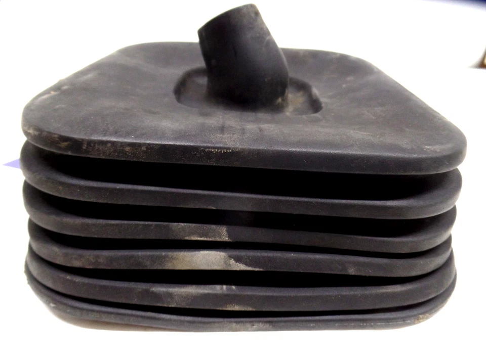 🔥🔥🔥1988-1994 Chevy GMC C/K 1500 2500 3500 Shifter Boot Floor Cover OEM 🔥🔥🔥 Foto 4 de 4