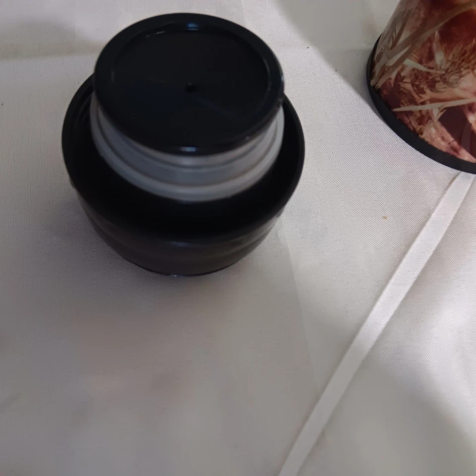 2011 Thermos Stainless Steel 25 Oz Fish Camo Insulated Pour Lid Hot & Cold - Image 3 of 4