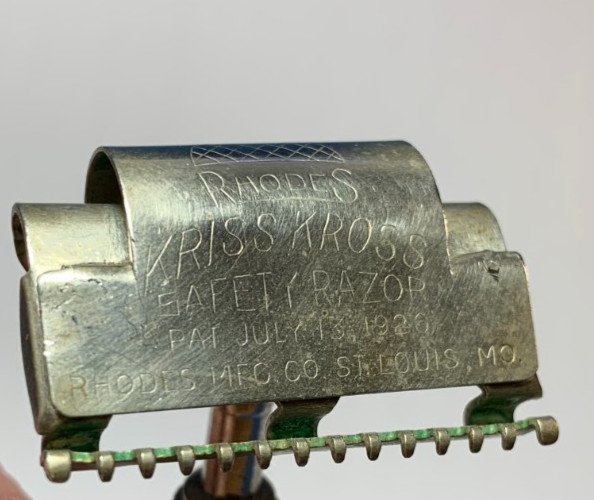 RHODES KRISS KROSS SWIVEL HANDLE SAFETY RAZOR PATENT 1926 ST LOUIS
