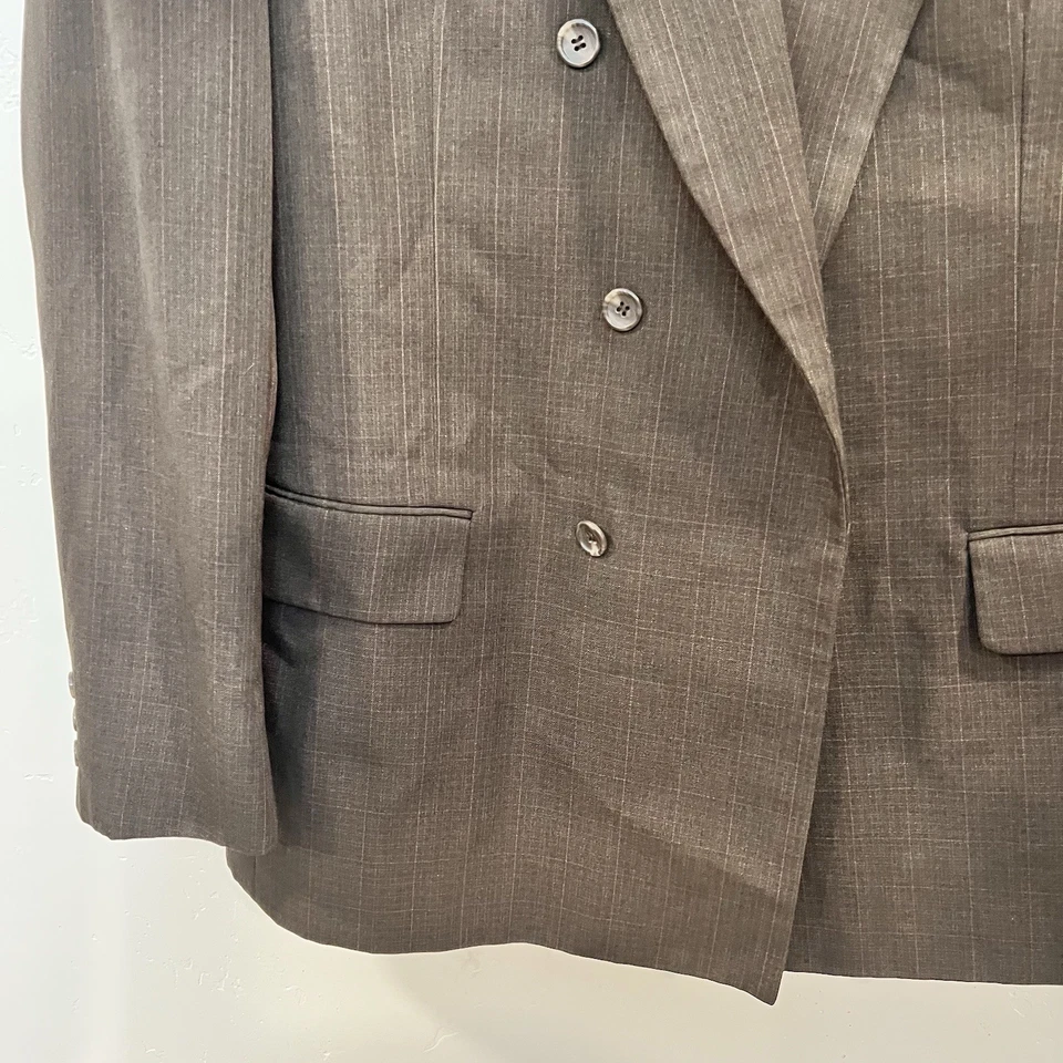 Men's Double Breasted Suit Size 44L Pants 38Wx34L Brown Striped Vintage 2PC Suit - Image 4 of 4