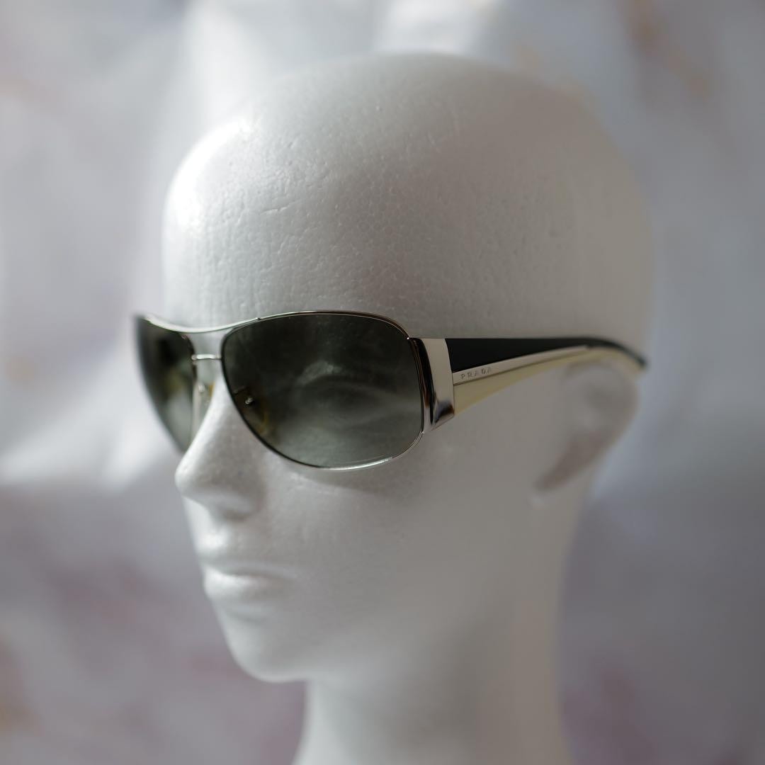 PRADA SPR 75G Aviator Sunglasses Black White Silver Gray  display picture 1
